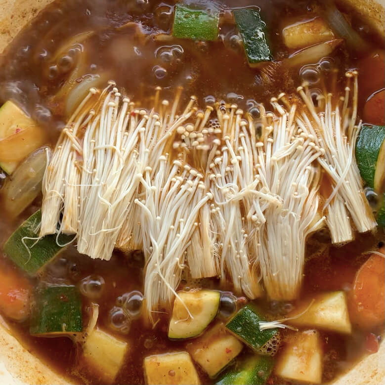Sichuan Spicy Vegetable Stew